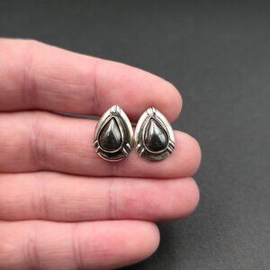 Sterling Silver Teardrop Hematite Stone Stud Earrings A6700